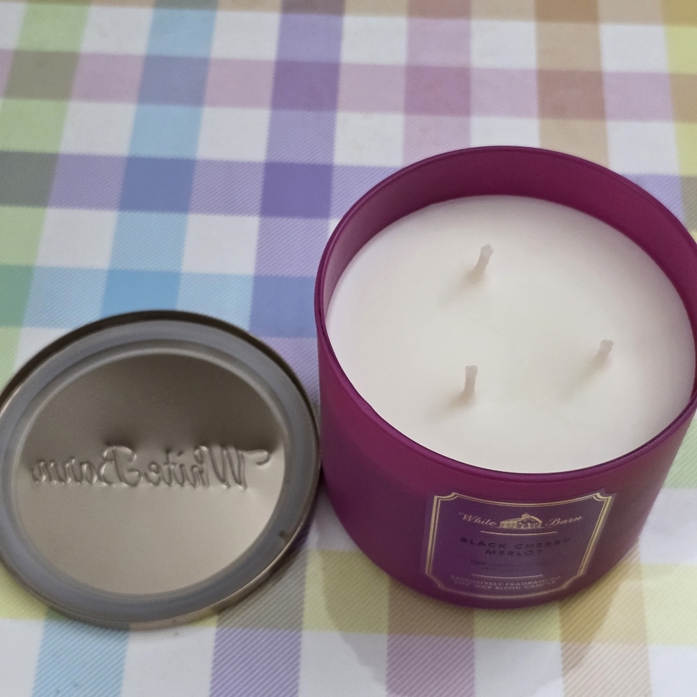 Bath & Body Works White Barn Black Cherry Merlot 3-Wick Candle NEW RARE - Picture 5 of 5